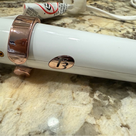 T3 Single Pass Wave styling wand - Picture 4 of 8